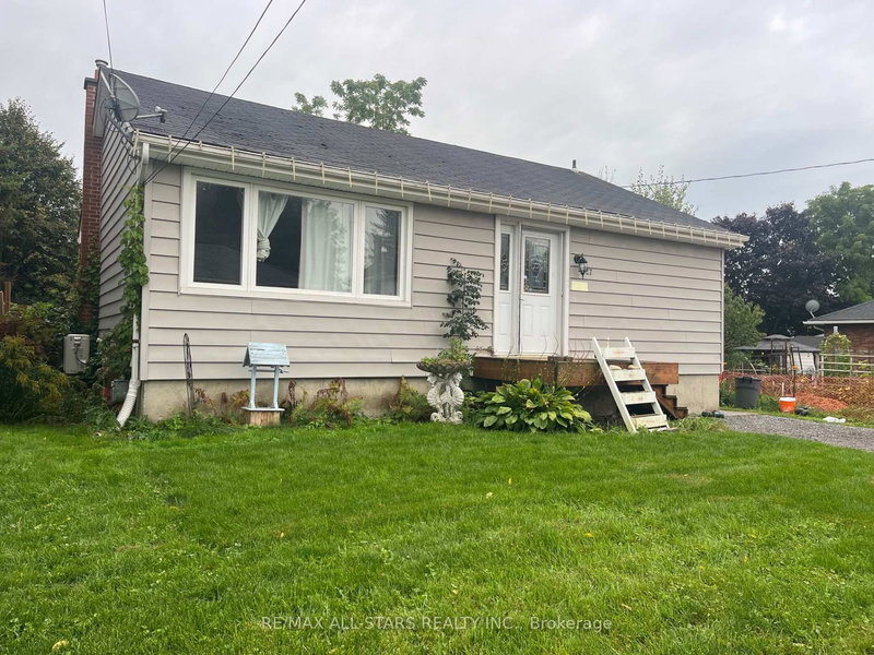 27 Margaret St, Port Hope, L1A 1Y4 | Image 2