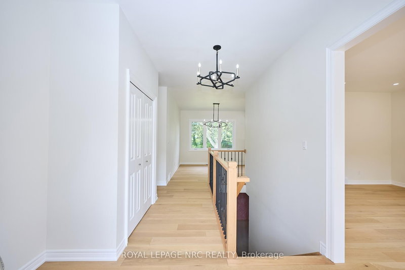 17 Glenbarr Rd, St. Catharines, L2T 1Y2 | Image 3