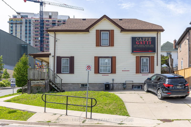 44 Carlisle St, St. Catharines, L2R 4H4 | Image 3