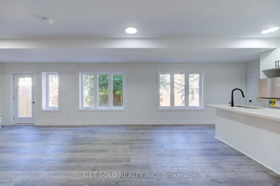 Unit 5 — 6701 Thorold Stone Road — photo 3