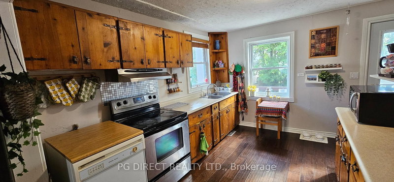 478 First Ave W, North Bay, P1B 3C4 | Image 2
