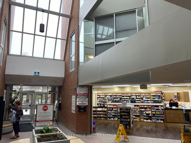 301 - 180 Vine St S, St. Catharines, L2R 7P3 | Image 3