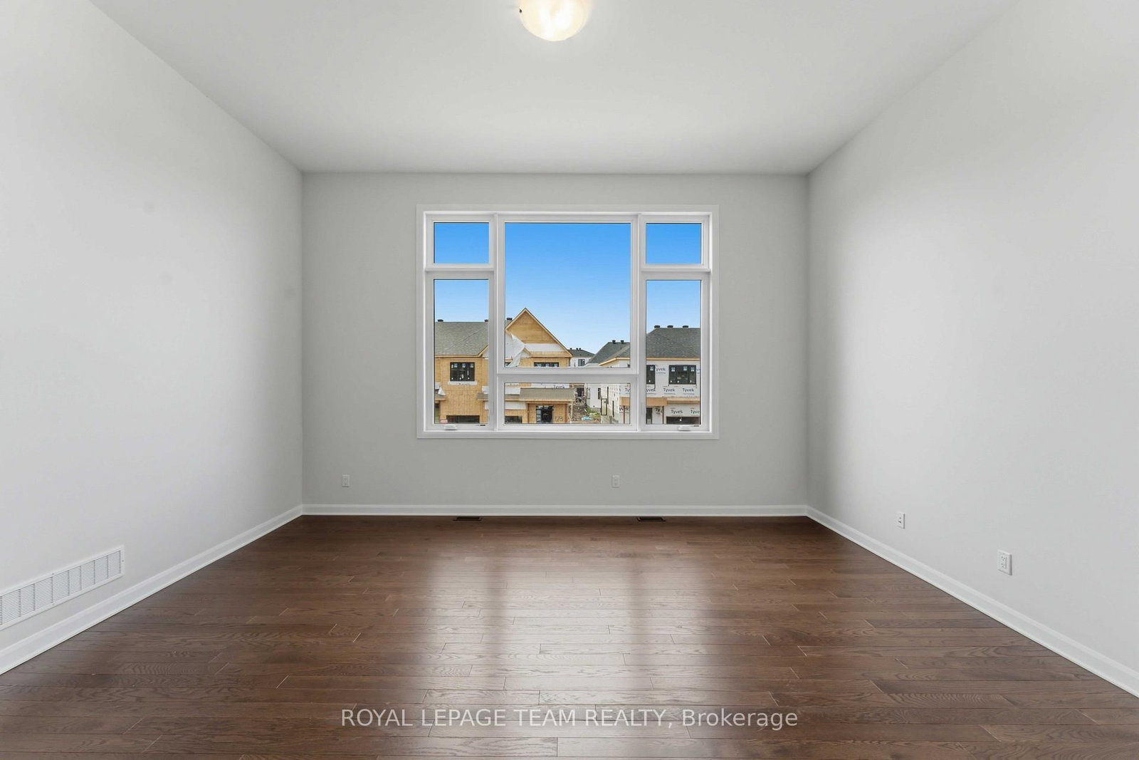 920 Locomotion Lane • Kanata, ON photo 20