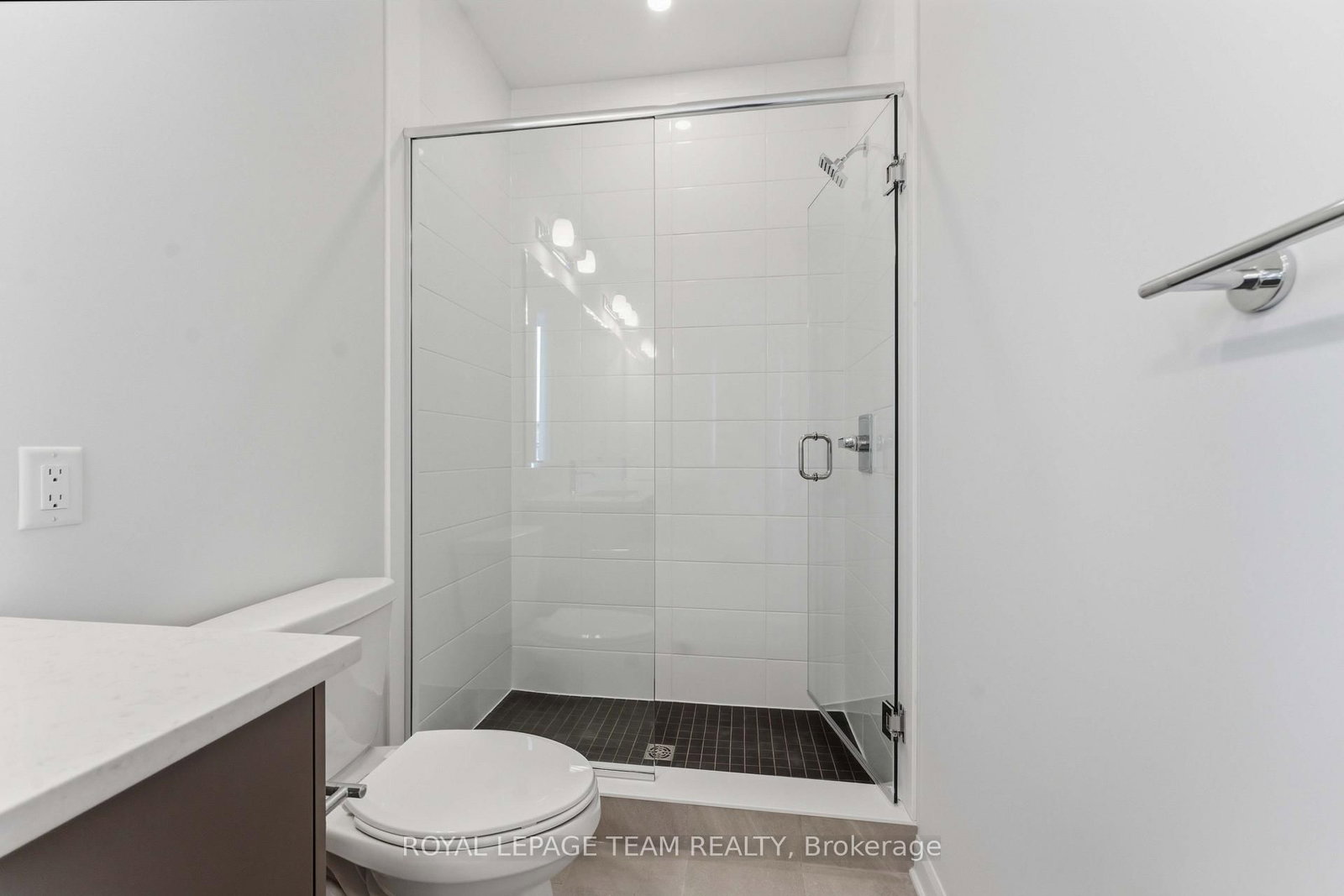 920 Locomotion Lane • Kanata, ON photo 27