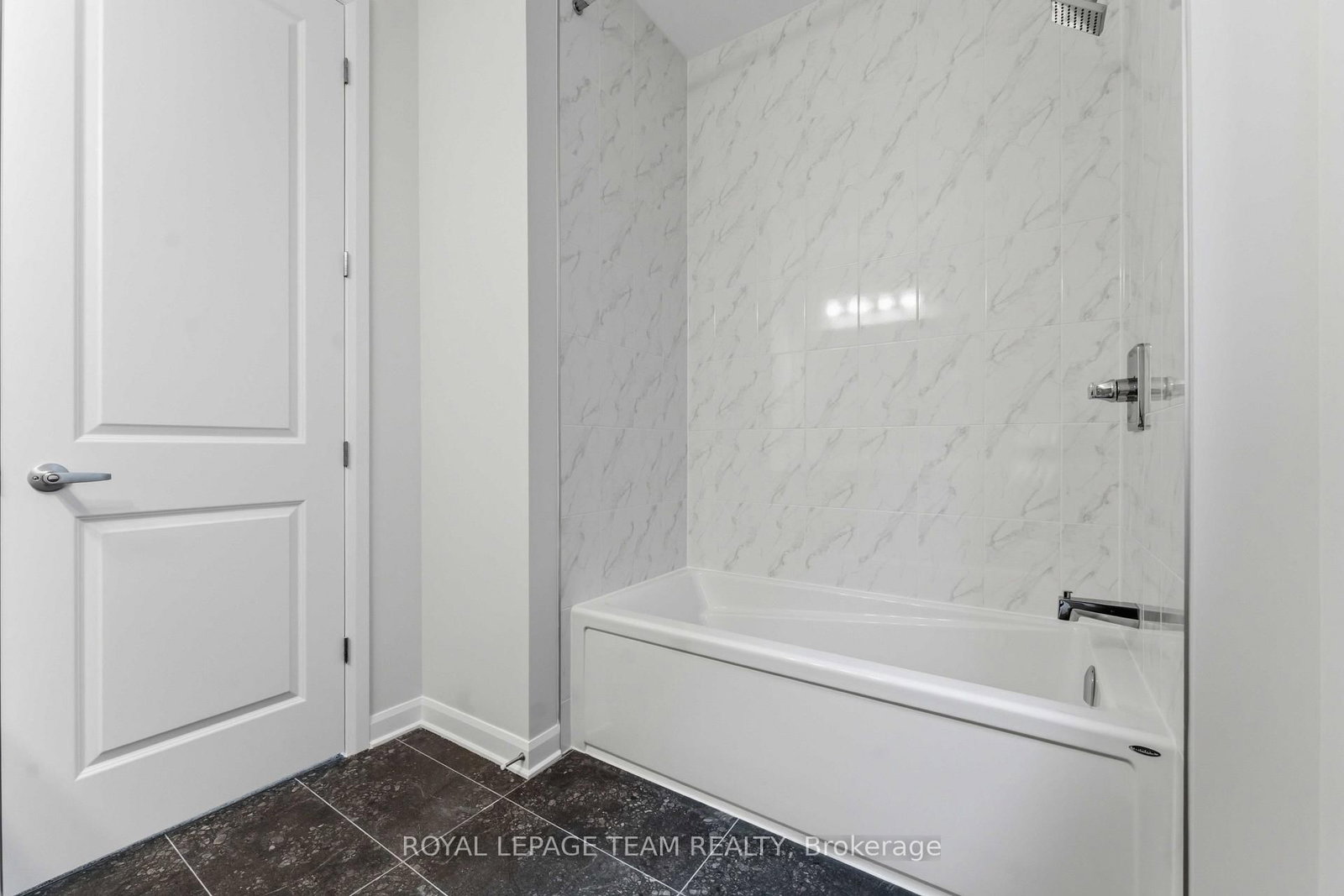 920 Locomotion Lane • Kanata, ON photo 35