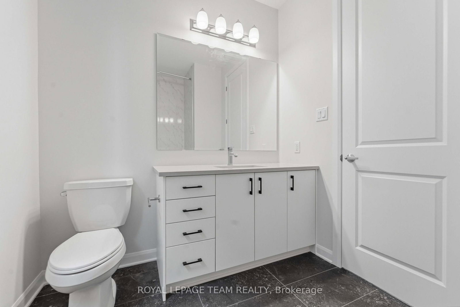 920 Locomotion Lane • Kanata, ON photo 36