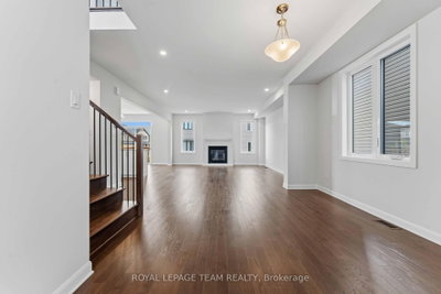 920 Locomotion Lane • Kanata, ON photo 4