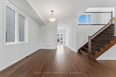 920 Locomotion Lane • Kanata, ON photo 8