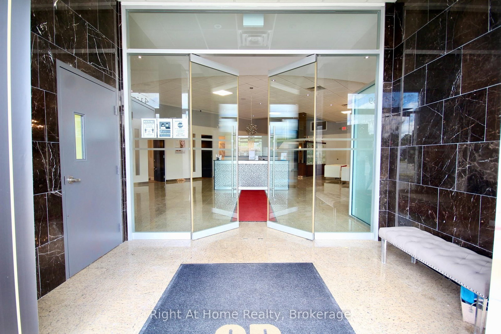 4169 KING Street E - Photo 10