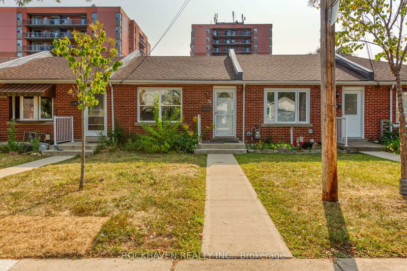 36 Macklin St N, Hamilton, L8S 3S1 | Image 2