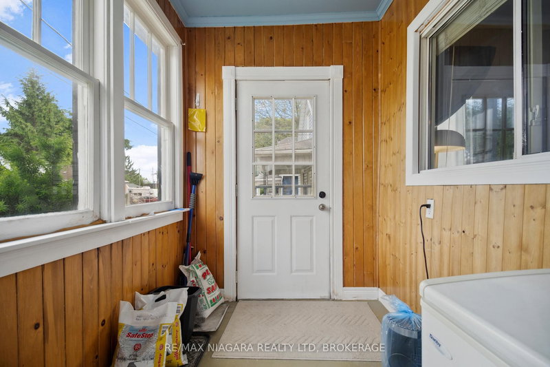 61 Patricia St, Thorold, L2V 3V9 | Image 3