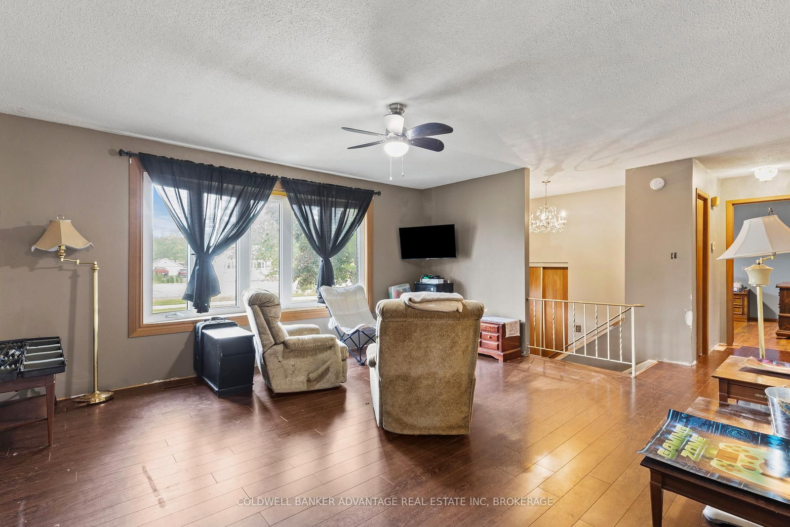 Listing Image 7