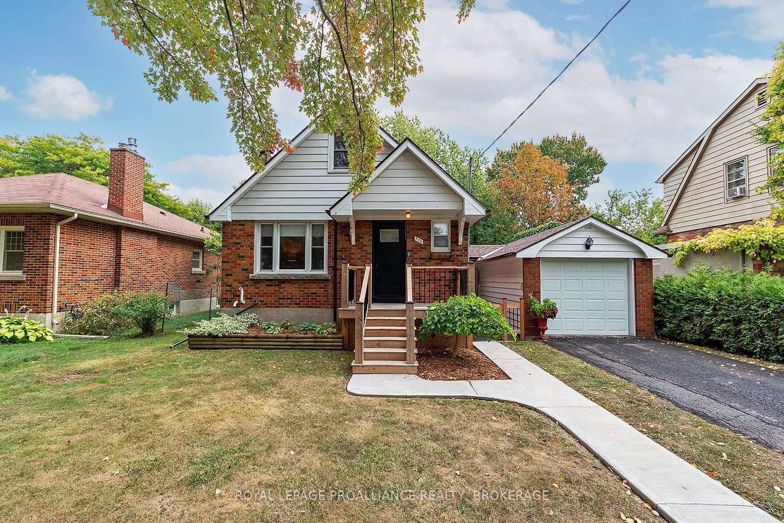Listing Image 3