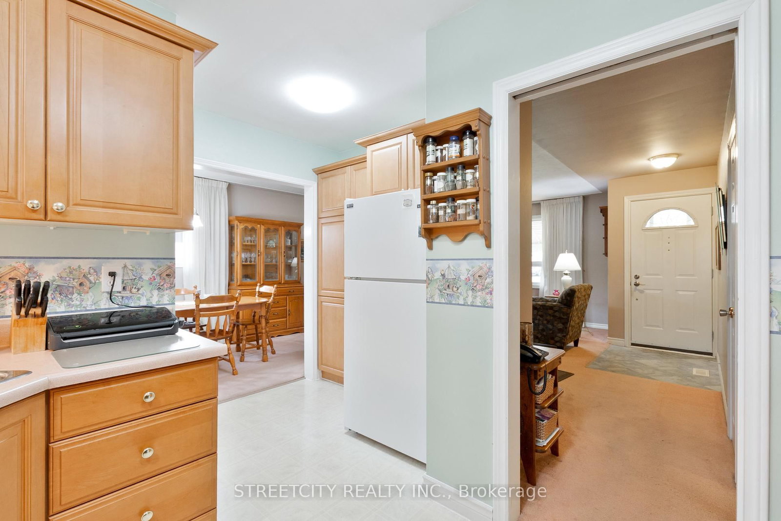 Listing Image 16