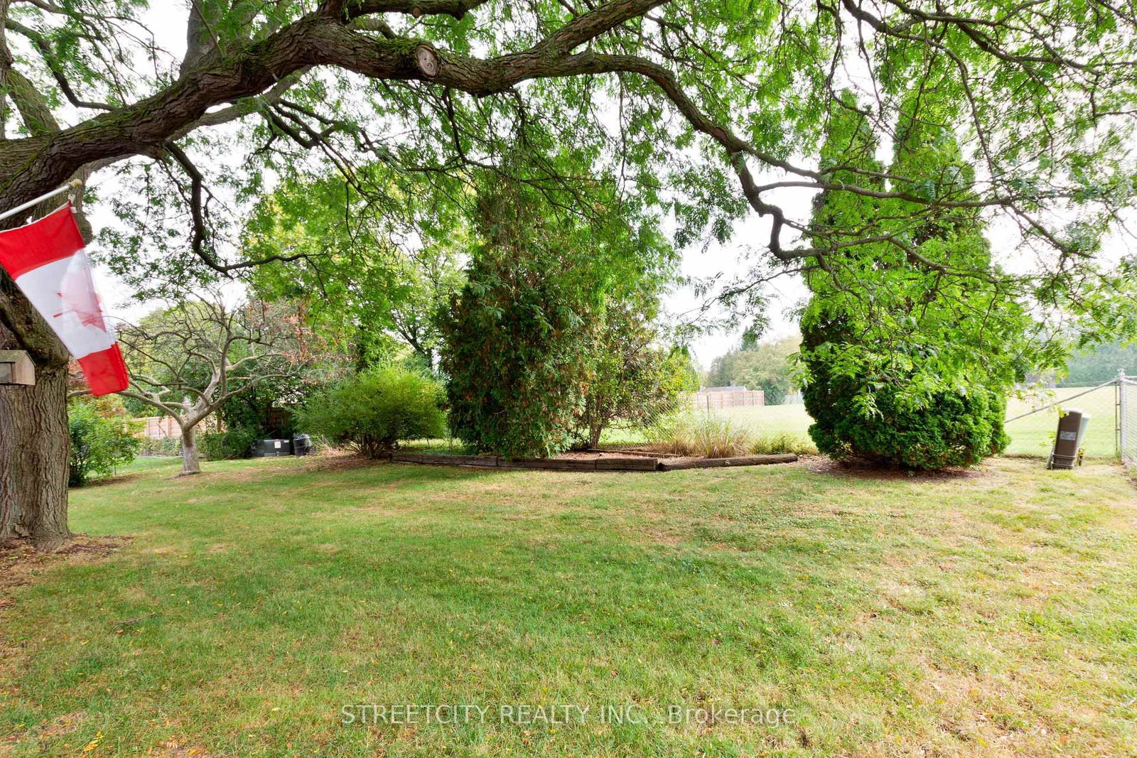 Listing Image 37