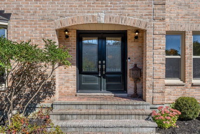 94 HOBIN Street — photo 3