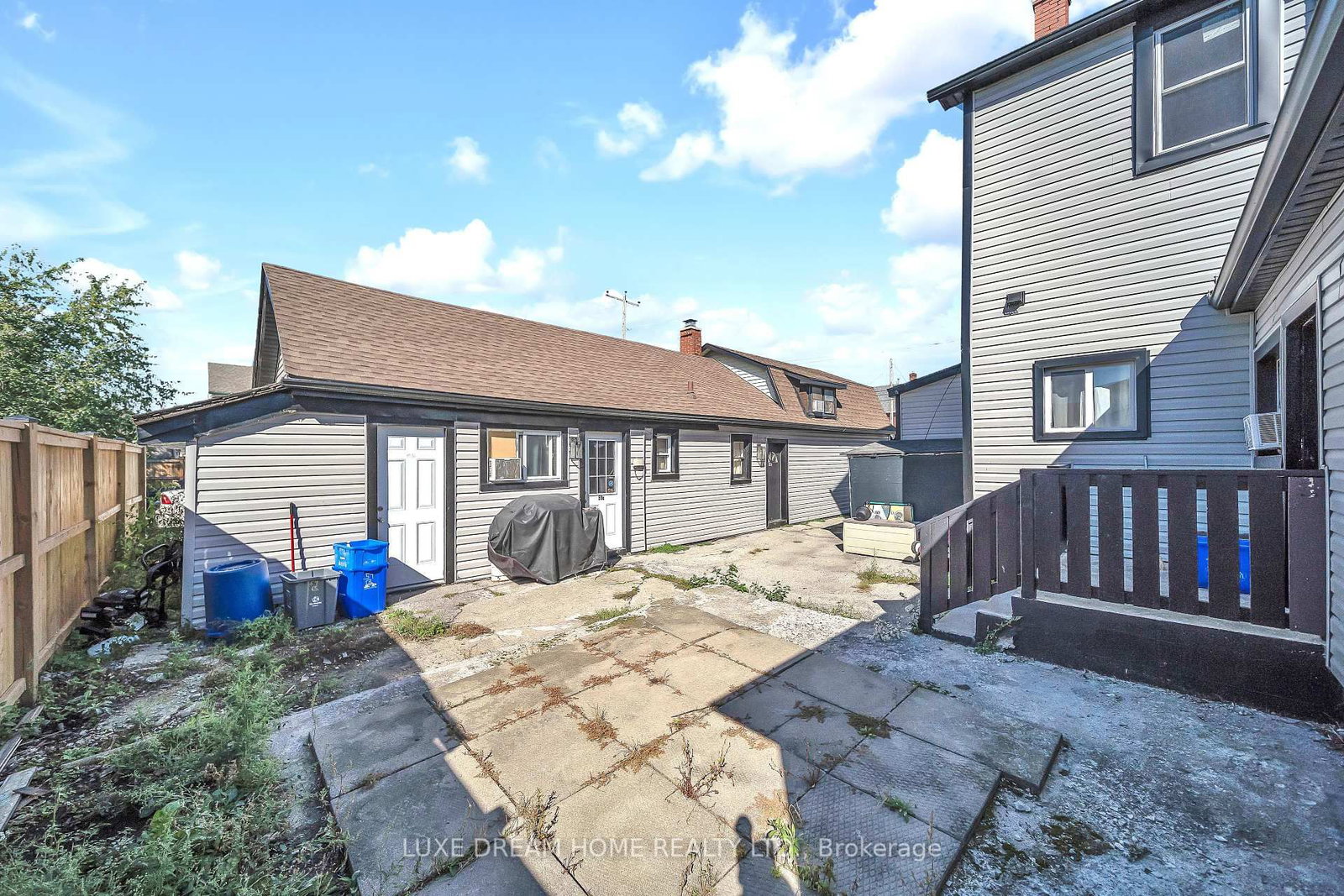 Listing Image 9