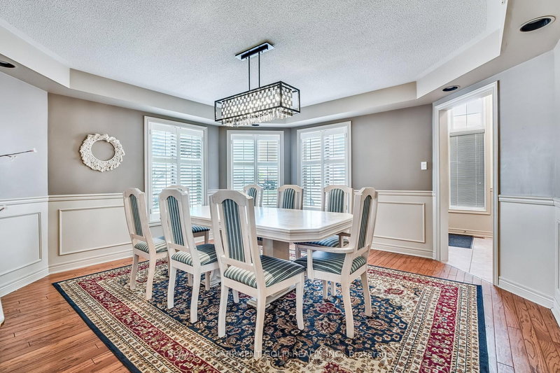 113 Meadowlands Blvd, Hamilton, L9K 1H8 | Image 3