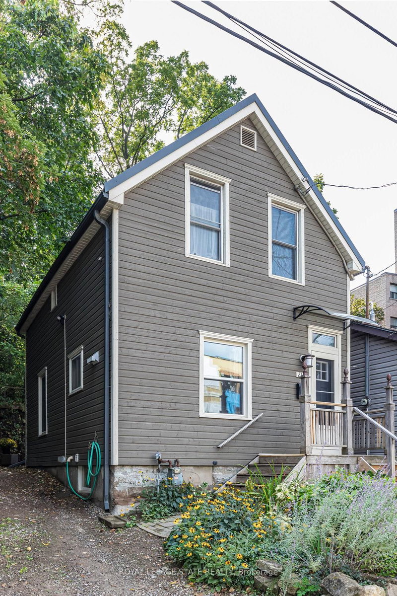 210 Charlton Ave E, Hamilton, L8N 1Z1 | Image 3
