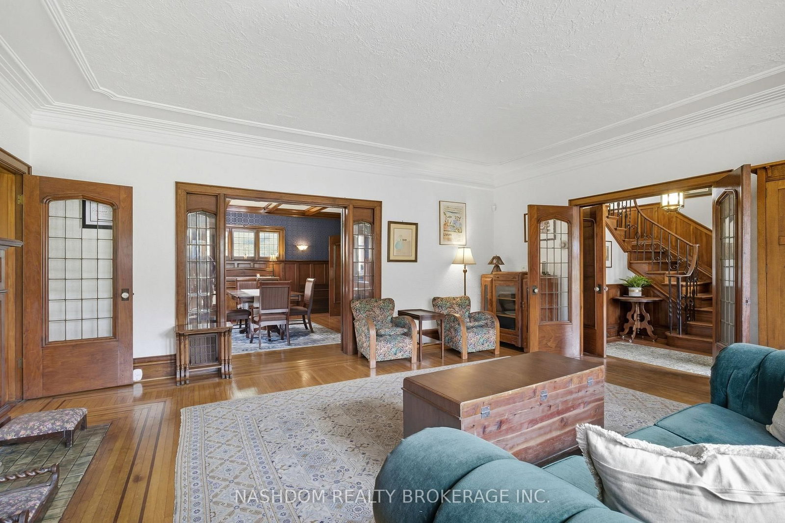 Listing Image 7