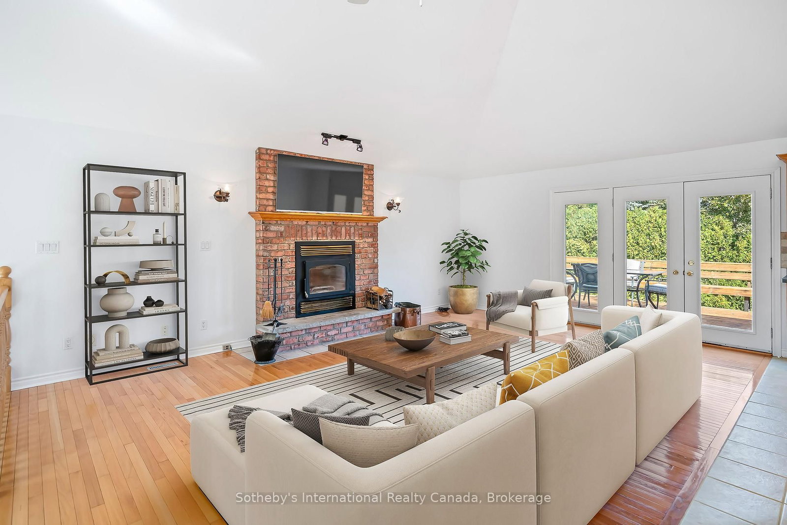 Listing Image 7
