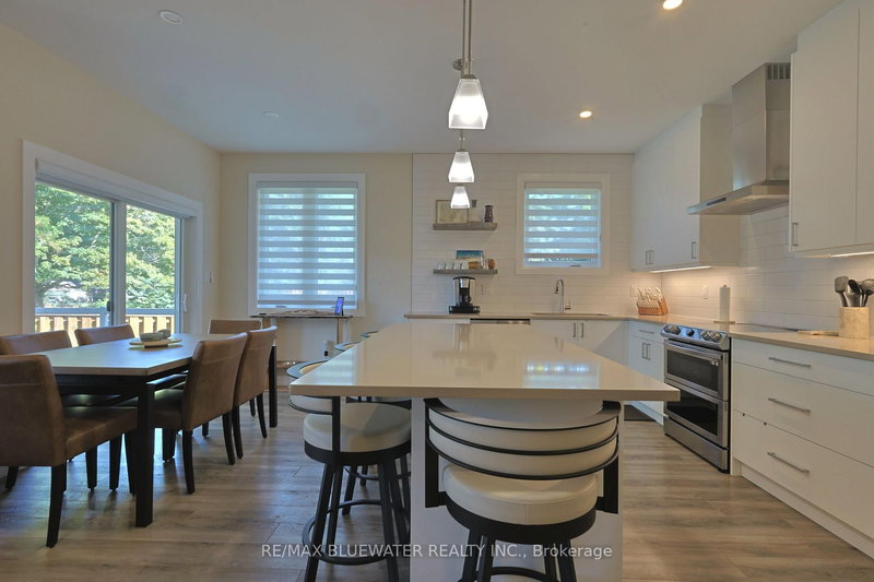 190 Broad St, North Middlesex, N0M 2K0 | Image 3