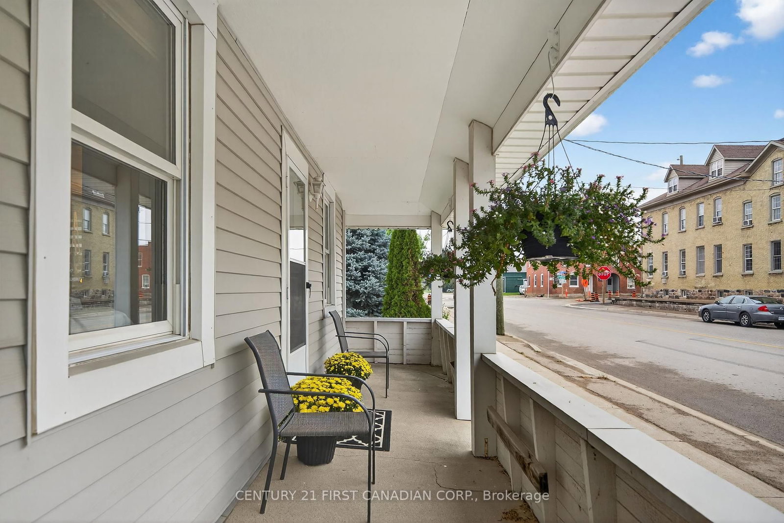 Listing Image 3