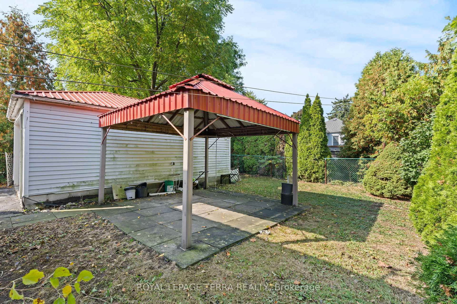 Listing Image 28