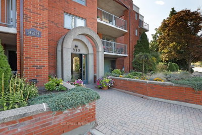 Condo sold at 303-939 North River Road, Ottawa, Ontario, K1K 3V2 - Overbrook - MLS: X12427976