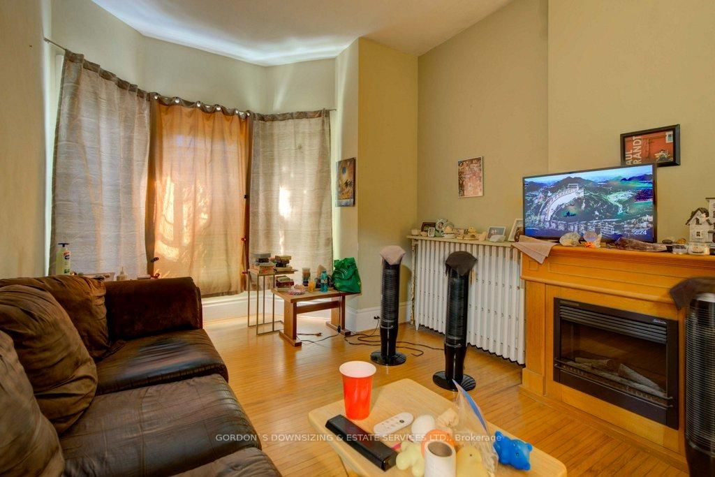 Listing Image 22