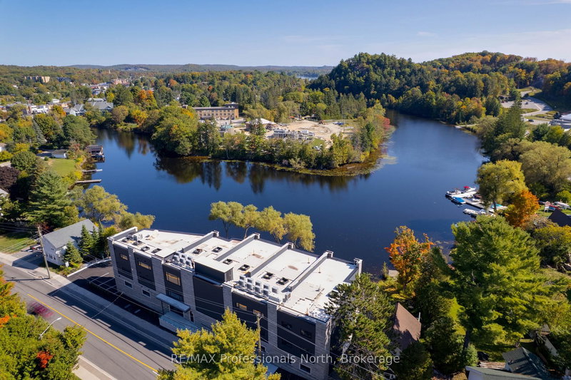 203 - 32 Brunel Rd, Huntsville, P1H 1P5 | Image 2