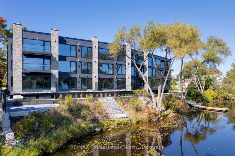 203 - 32 Brunel Rd, Huntsville, P1H 1P5 | Image 3