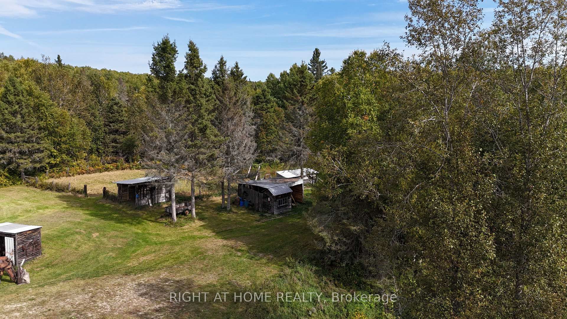 58 Bellefeuille Road S