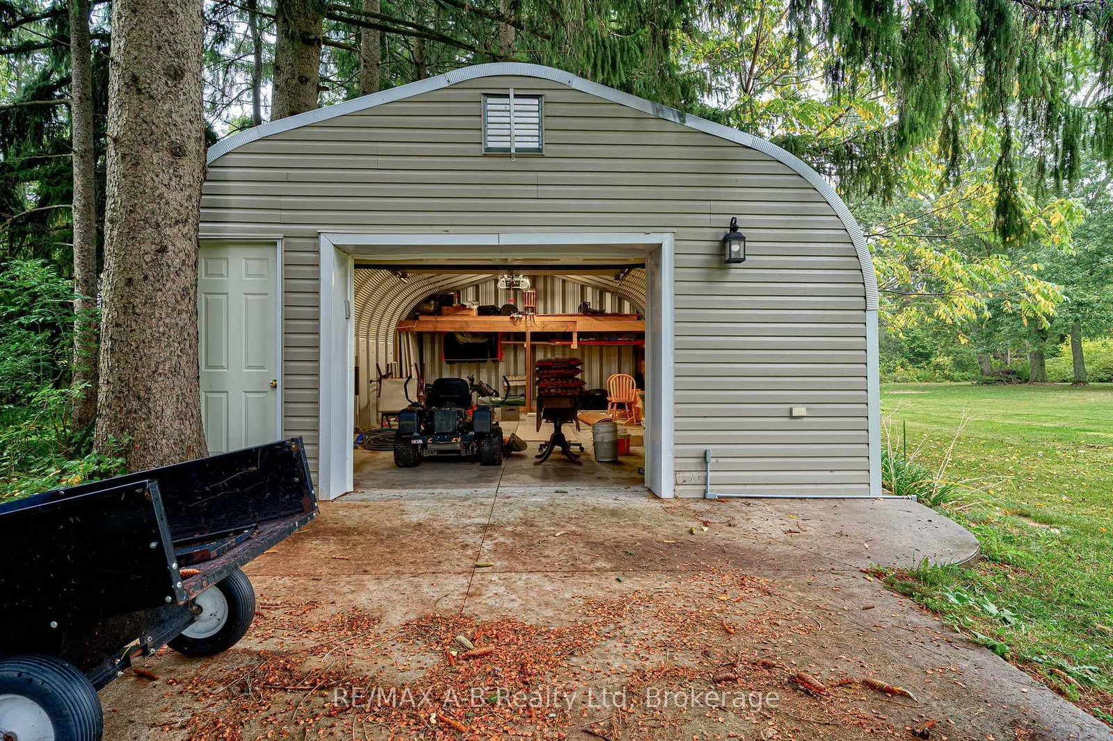 Listing Image 49