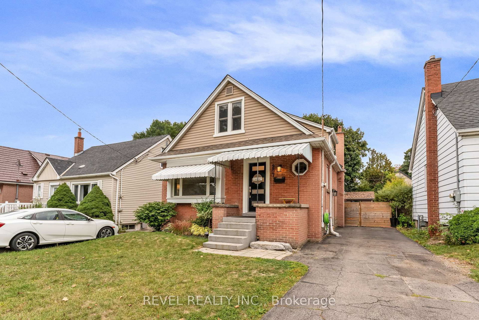 Listing Image 3