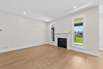 408 Erie Street — photo 6