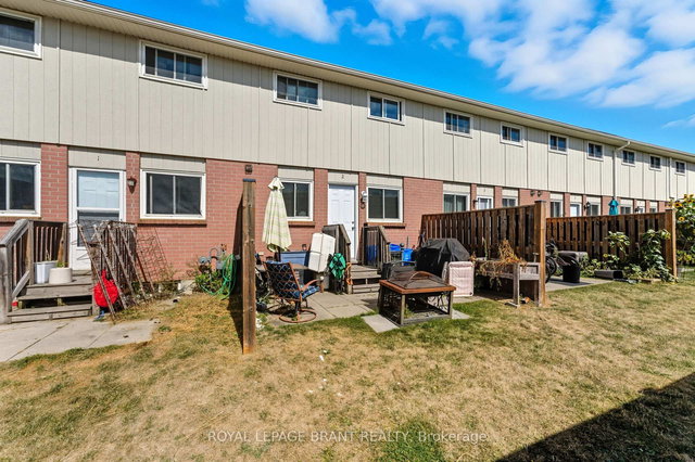 2 - 386 Springbank Avenue