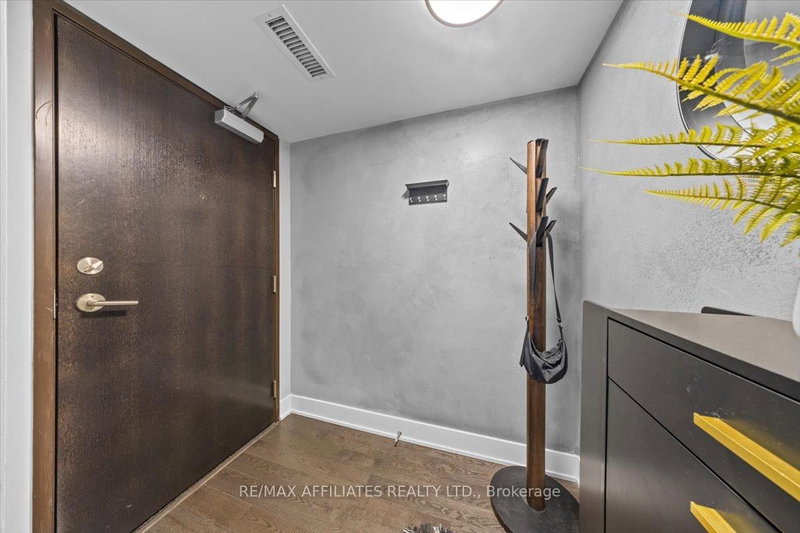 406 - 1035 Bank St, Ottawa, K1S 3W9 | Image 2