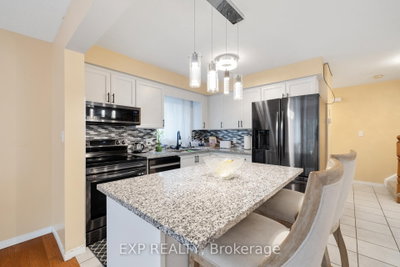992 Copper Leaf Crescent — photo 4