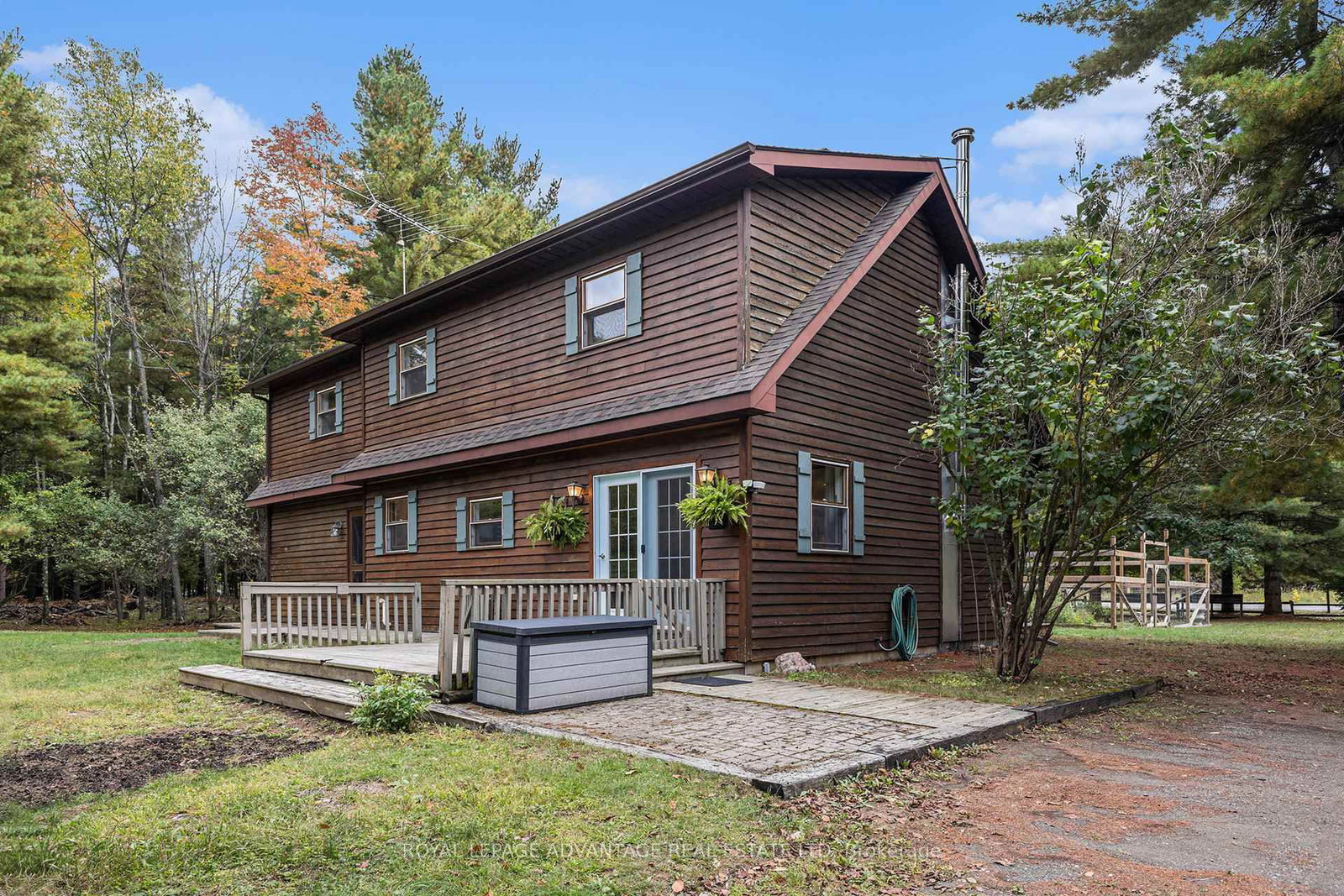 Listing Image 4