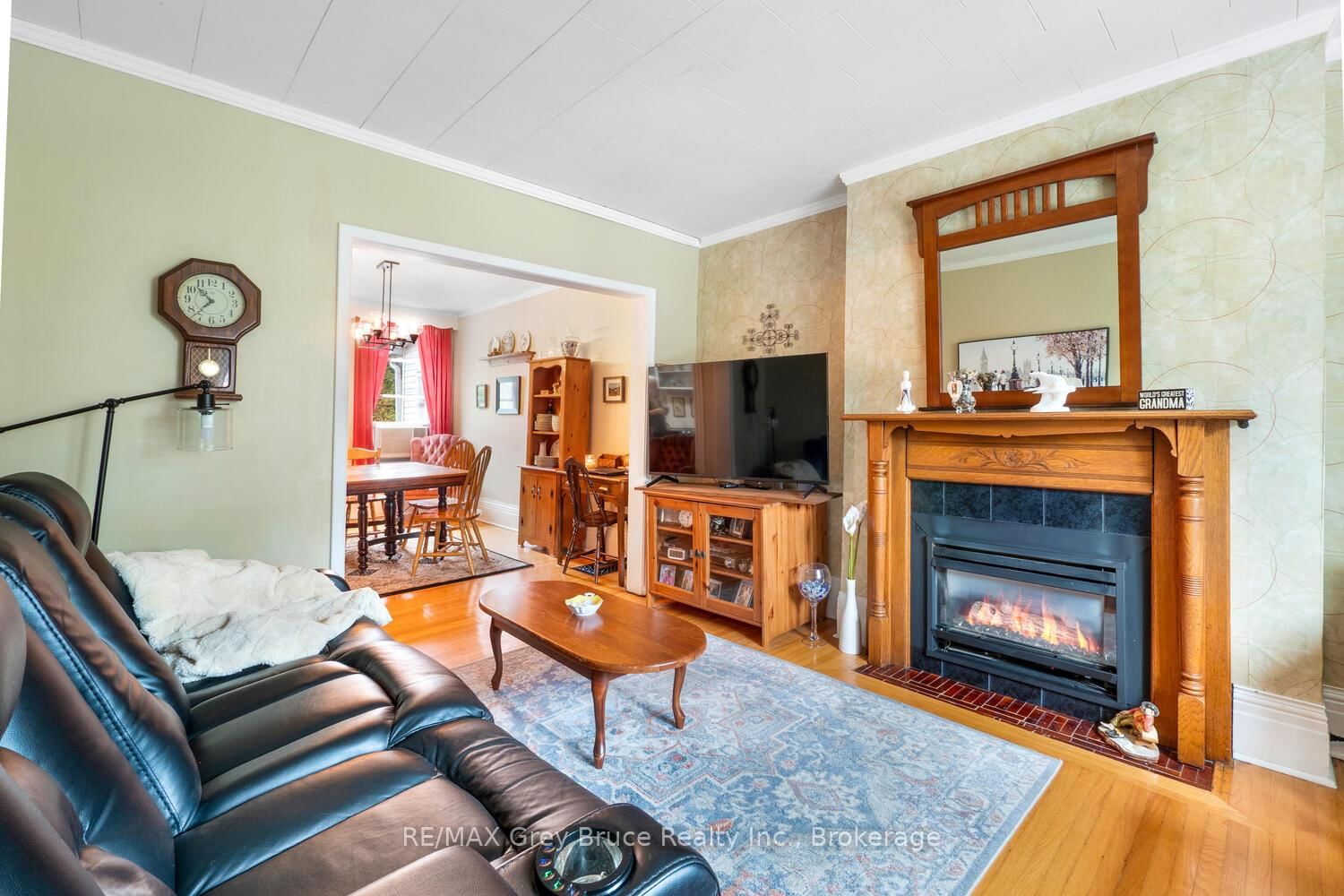 Listing Image 7