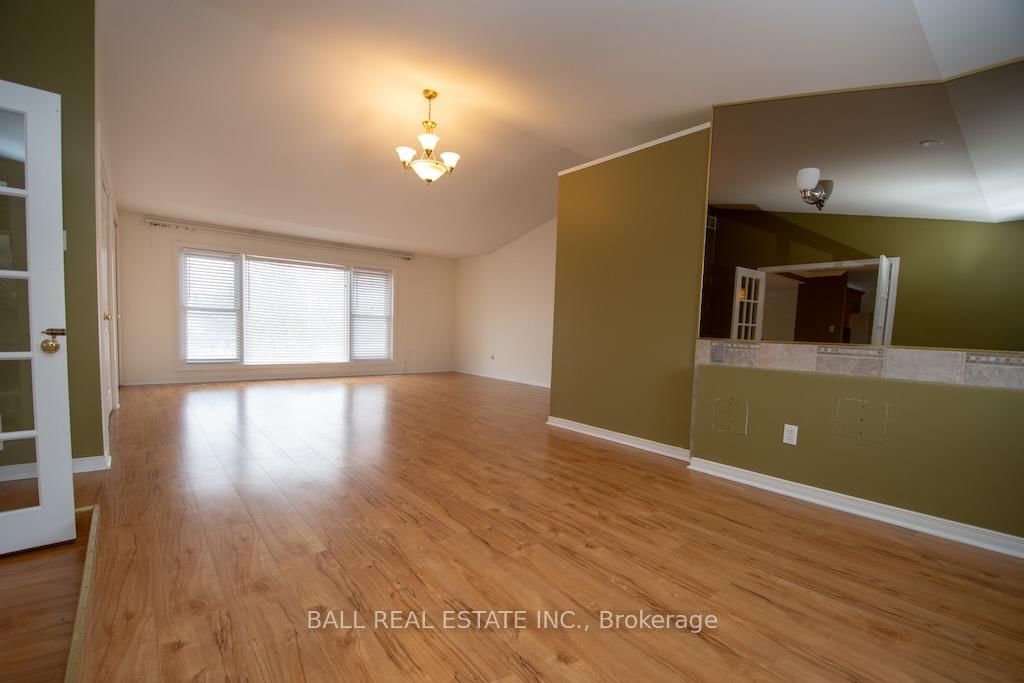 Detached House for sale at 1684 Sherbrooke Street, Peterborough, Ontario, K9J 6X4 - Monaghan Ward 2 - MLS: X12434530