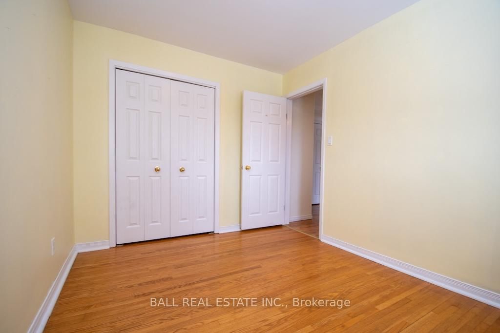 Detached House for sale at 1684 Sherbrooke Street, Peterborough, Ontario, K9J 6X4 - Monaghan Ward 2 - MLS: X12434530