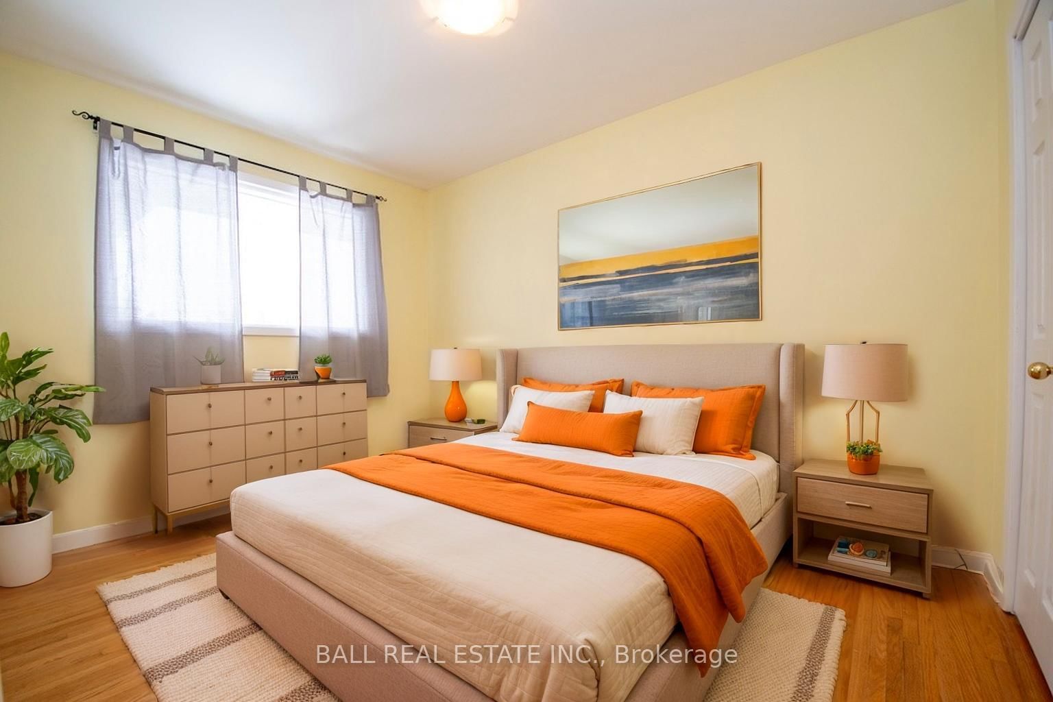 Detached House for sale at 1684 Sherbrooke Street, Peterborough, Ontario, K9J 6X4 - Monaghan Ward 2 - MLS: X12434530