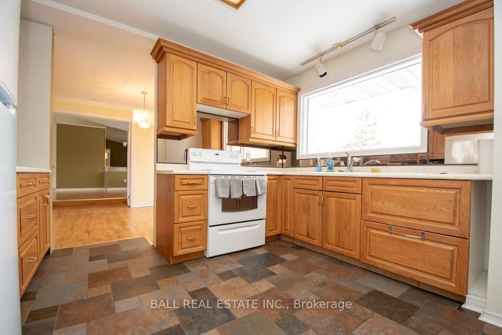 Detached House for sale at 1684 Sherbrooke Street, Peterborough, Ontario, K9J 6X4 - Monaghan Ward 2 - MLS: X12434530