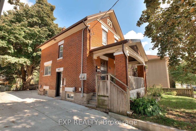 50 Walnut St, Kitchener, N2G 1P6 | Image 3
