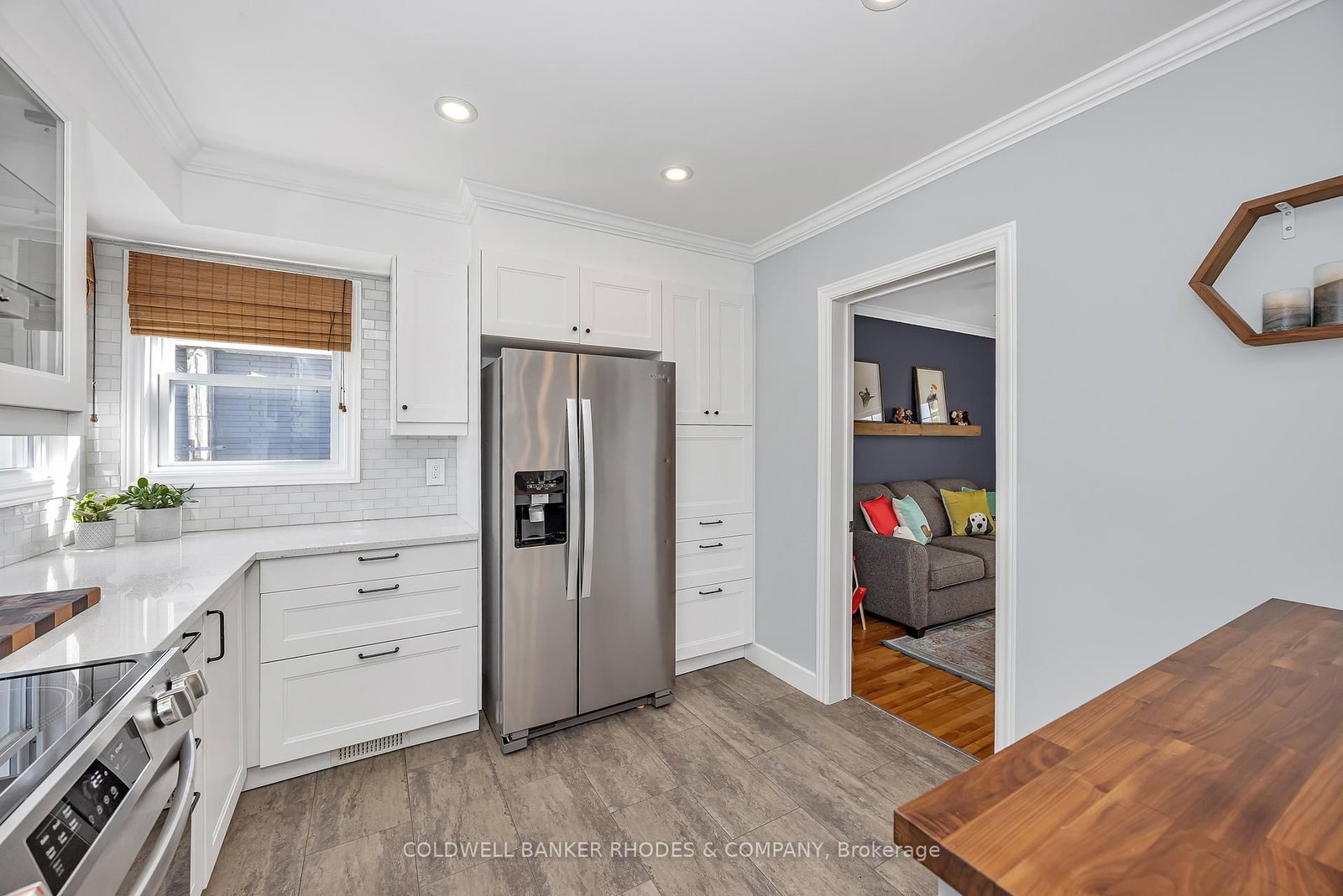 Listing Image 12