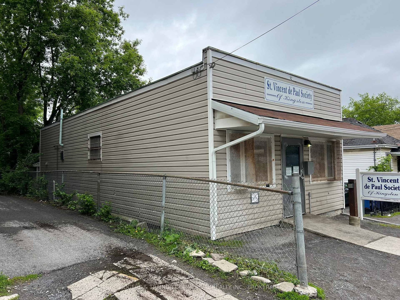 Listing Image 2
