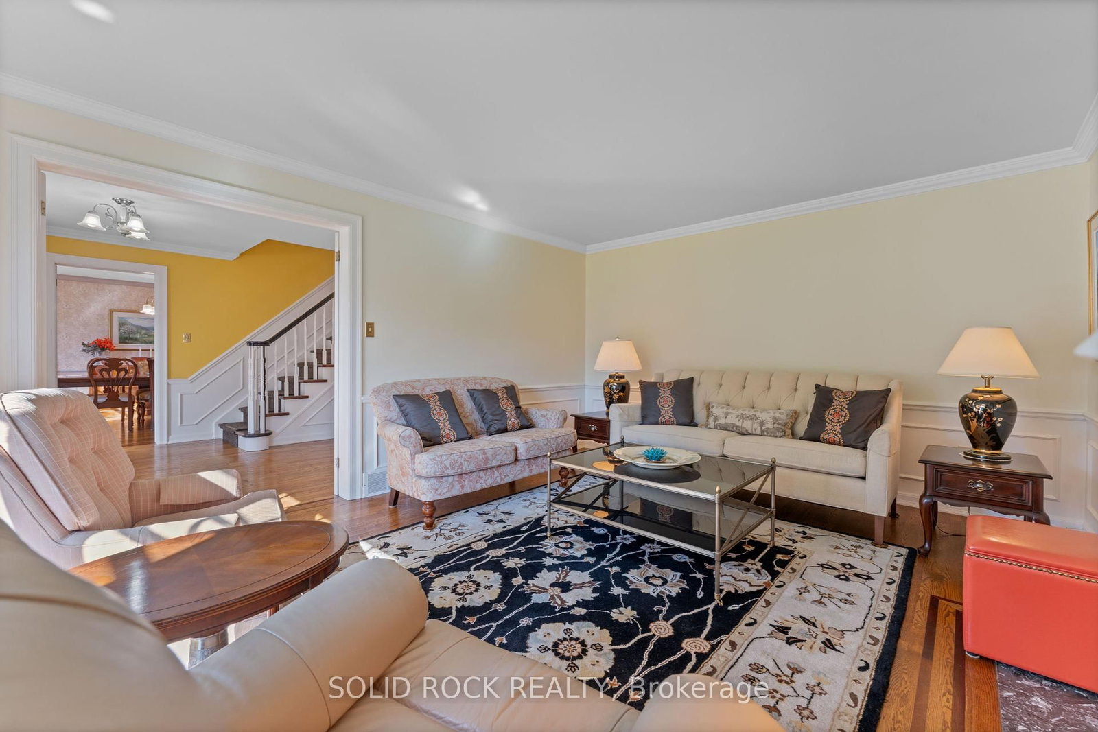 Listing Image 7