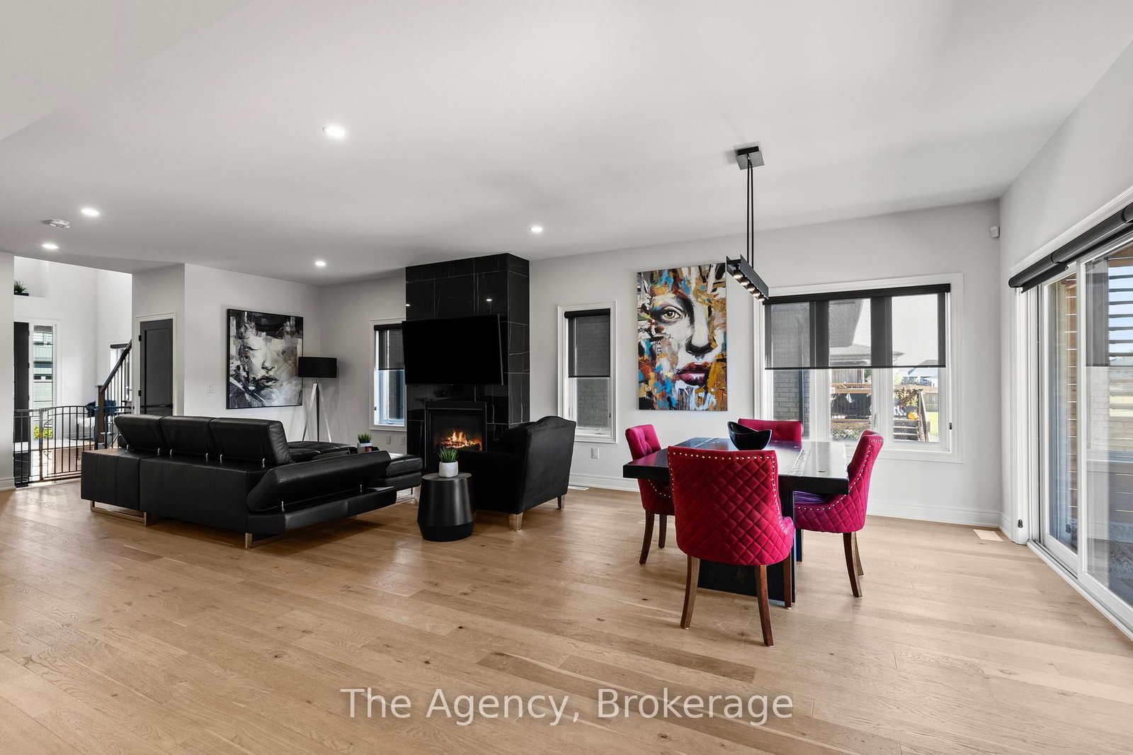 Listing Image 7